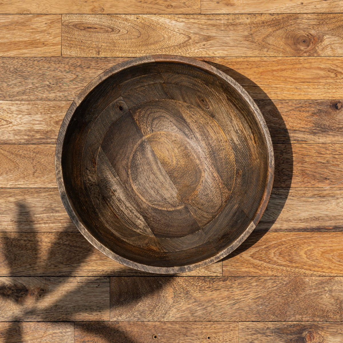 Top view of the empty Ellipse medium wooden serving bowl