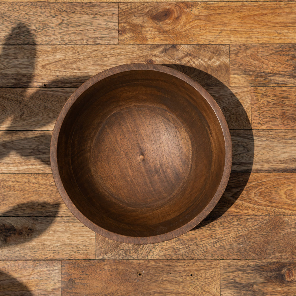 Top view of the small Ellipse wooden serving bowl