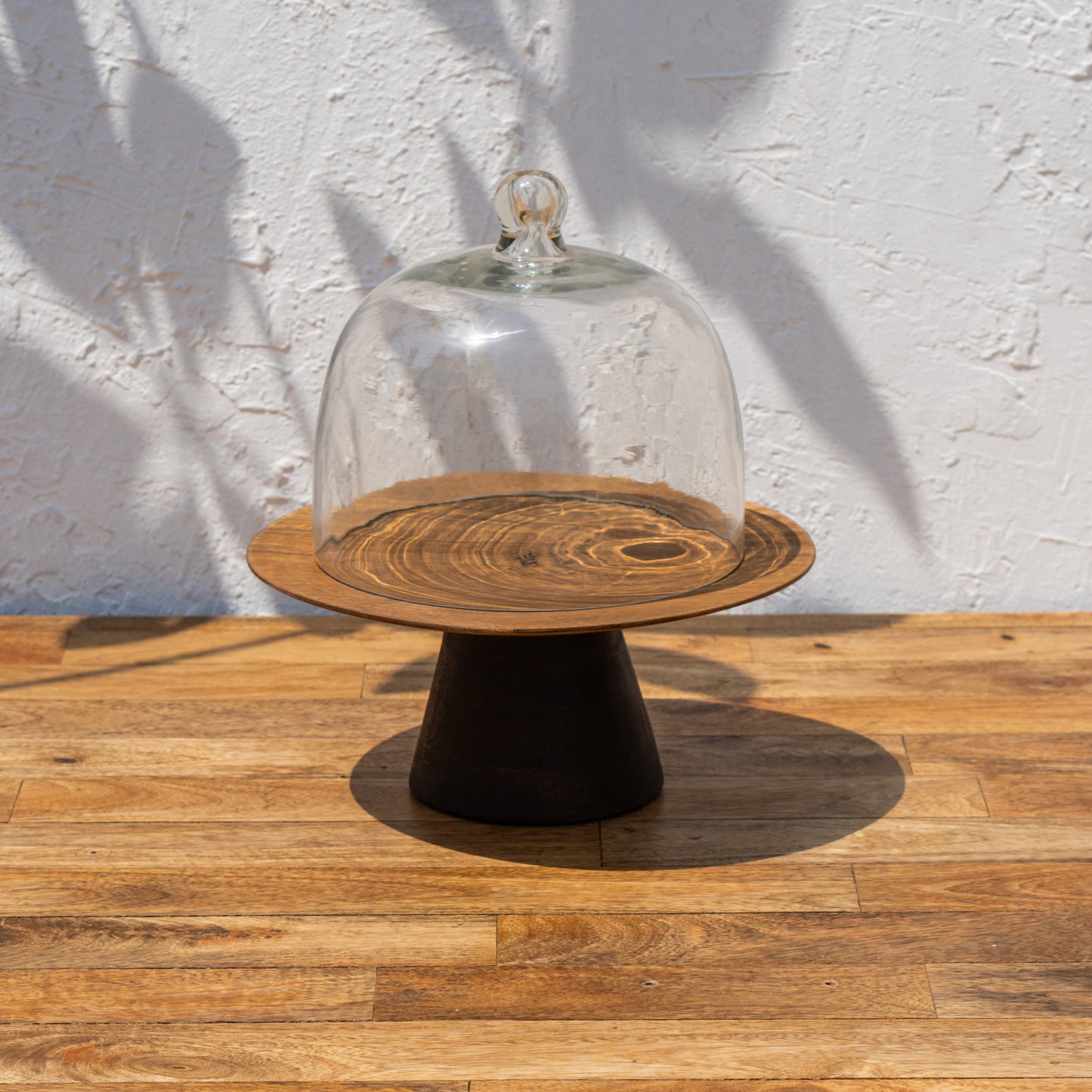 Glide cake stand