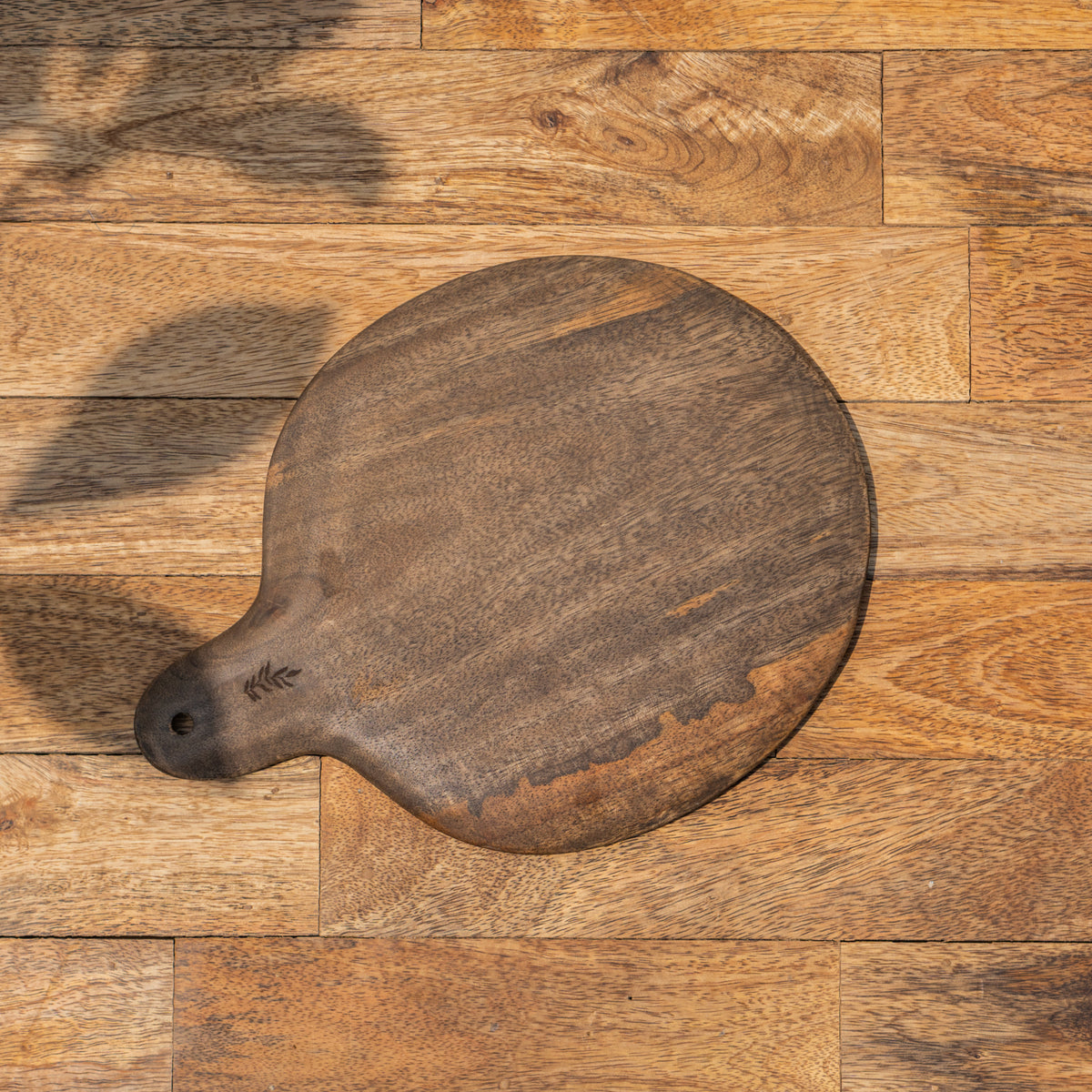 Top view of the small Plateau wooden board