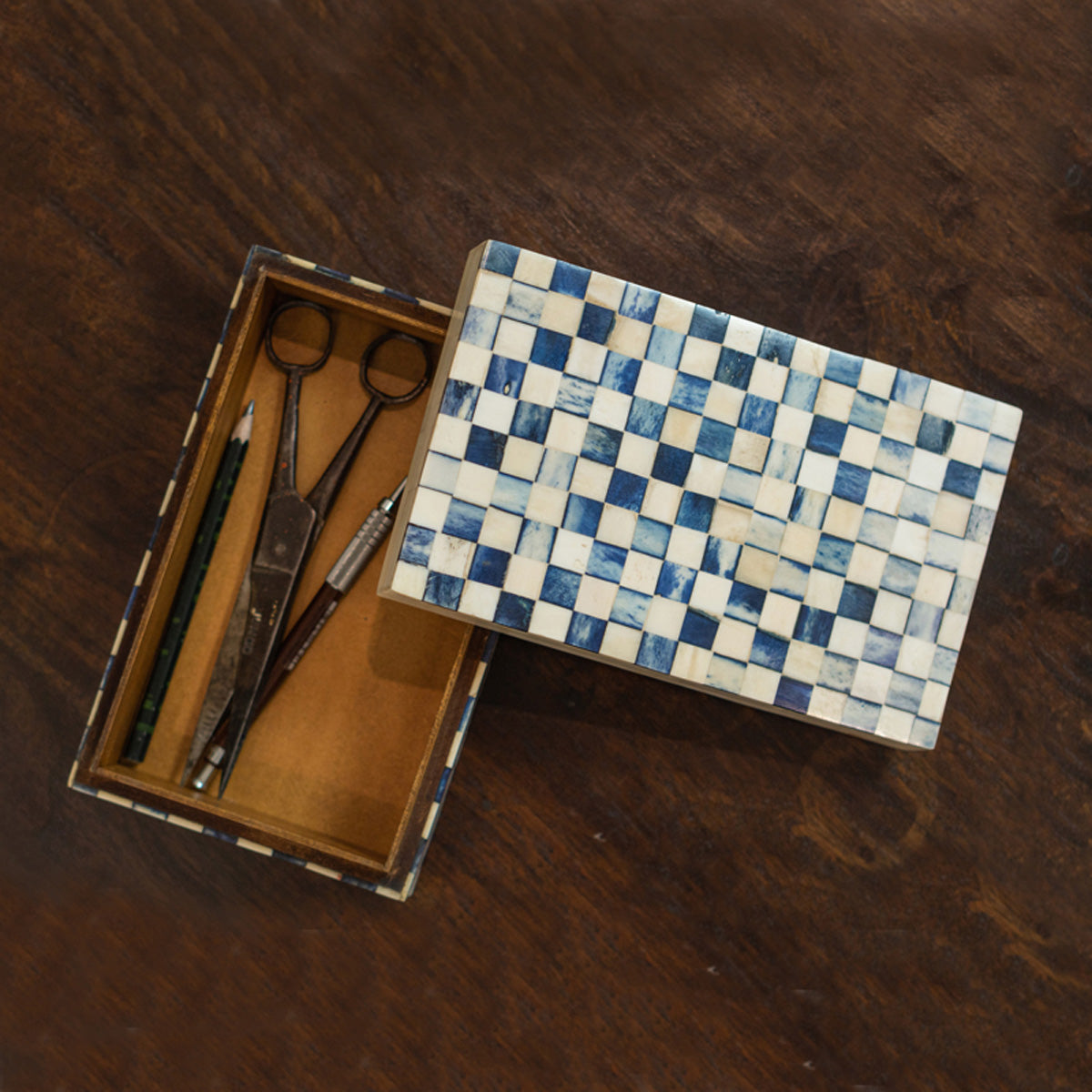 Checker Box – Crafts Expressions