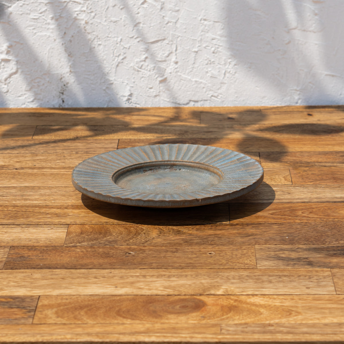 Side view of the Terrain wooden spoon rest