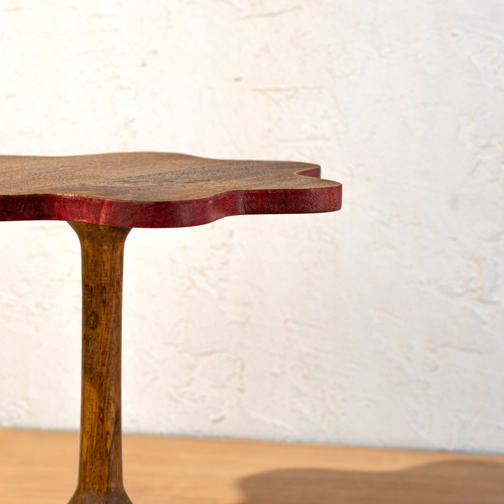 Side view of the Wavy wooden cake stand